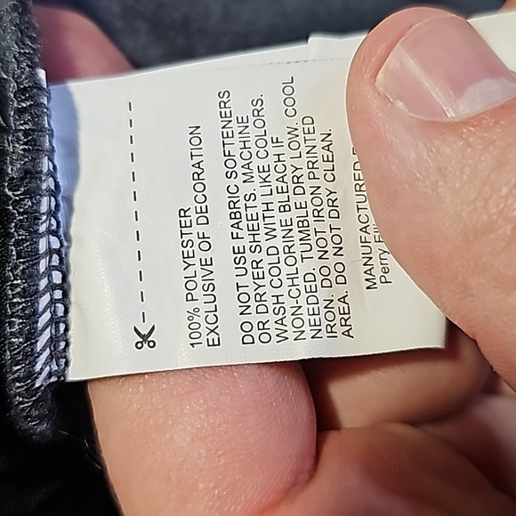 Ben Hogan medium black and gray camo performance pullover long sleeve jacket - Picture 7 of 7